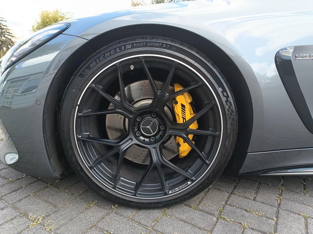 Mercedes-Benz AMG GT 2024