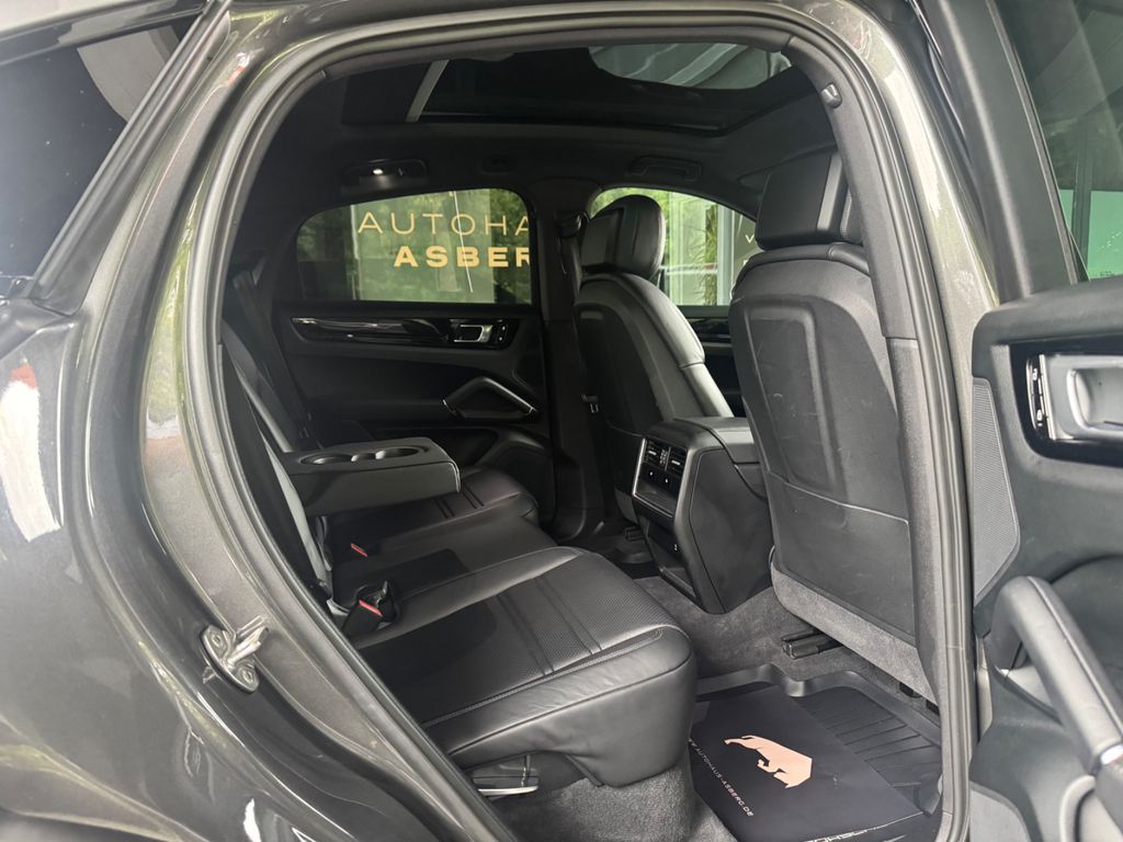 Porsche Cayenne 2020