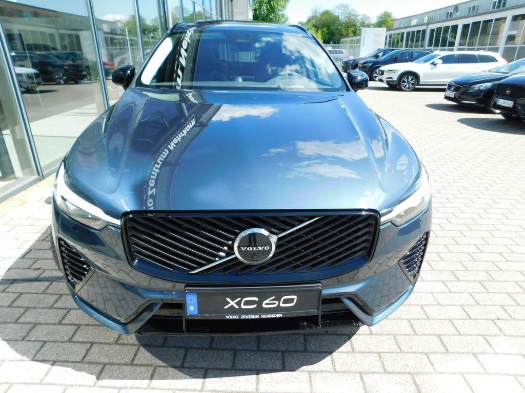 Volvo XC60 2025