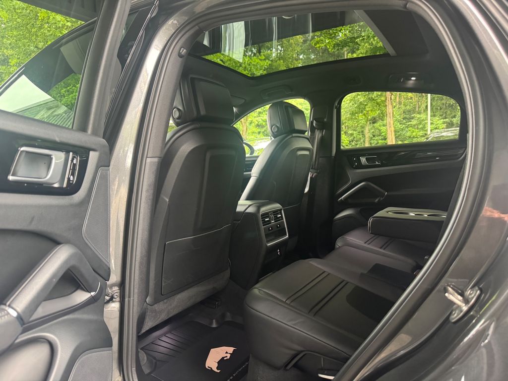 Porsche Cayenne 2020