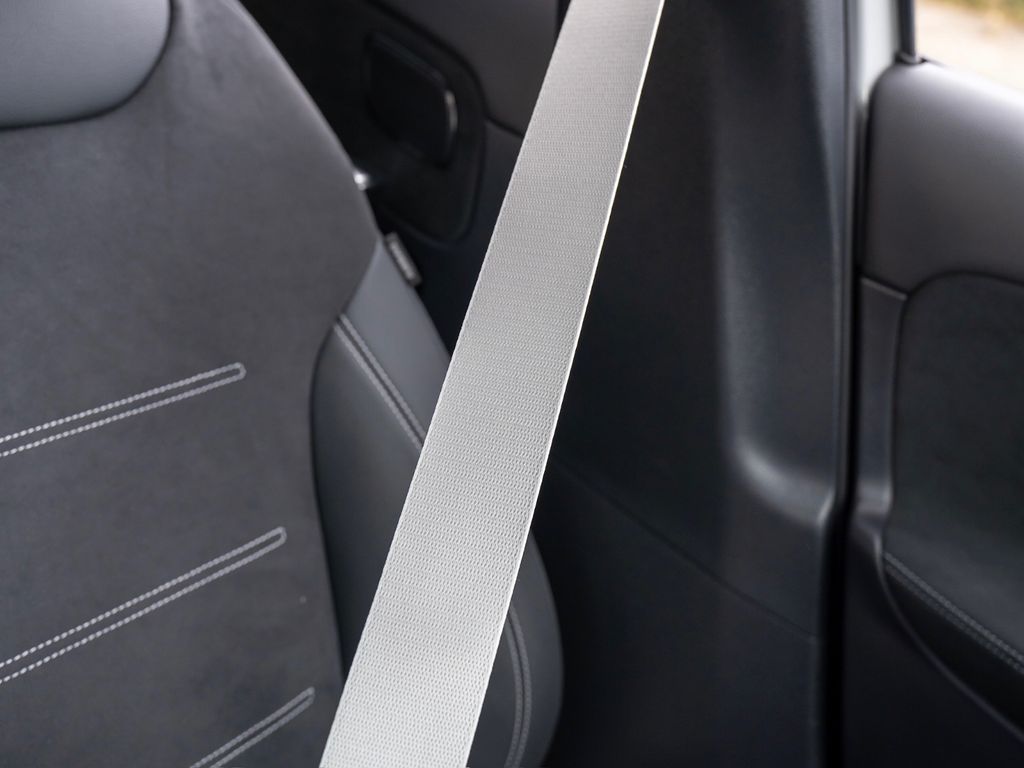 Mercedes-Benz A 180 2025