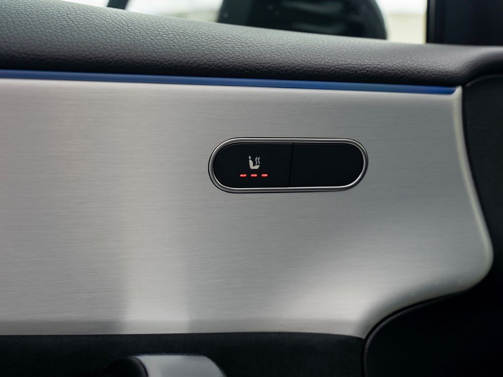 Mercedes-Benz A 180 2025