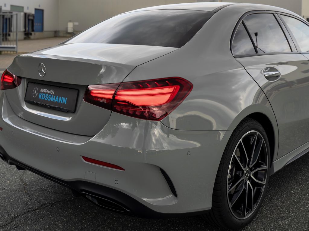 Mercedes-Benz A 180 2025