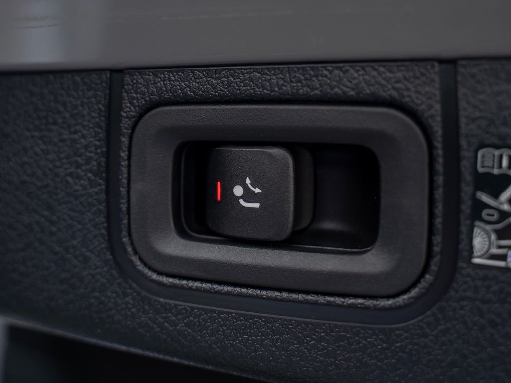 Mercedes-Benz A 180 2025