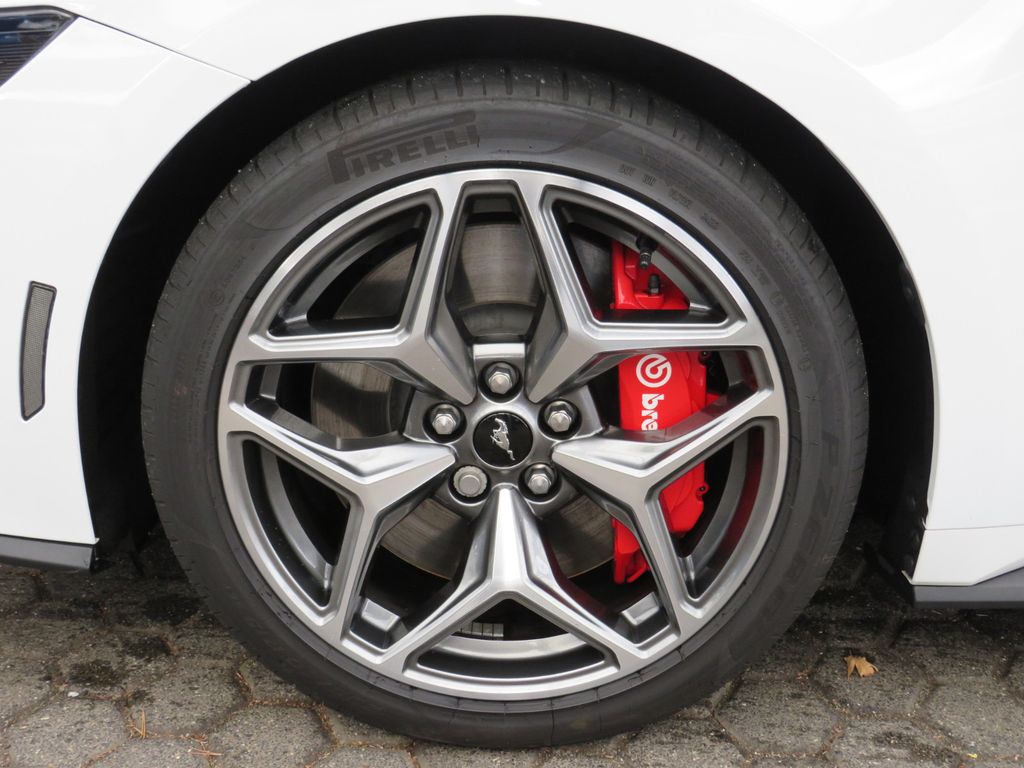 Ford Mustang 2024