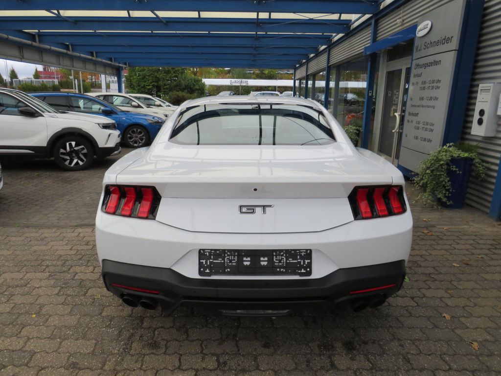 Ford Mustang 2024