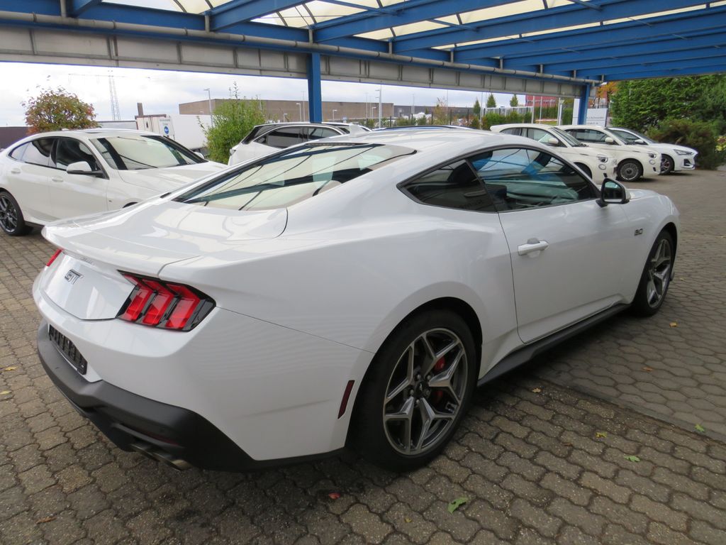 Ford Mustang 2024