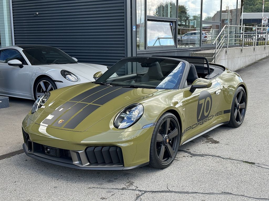 Porsche 911 2025
