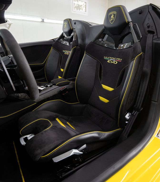 Lamborghini Huracán 2021