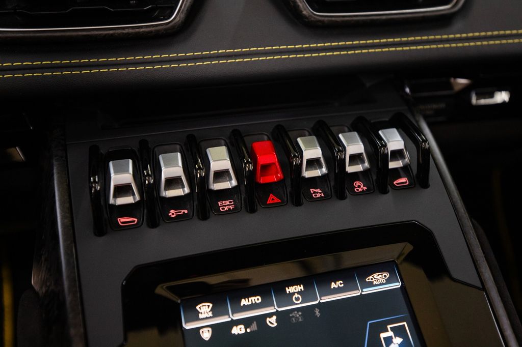 Lamborghini Huracán 2021