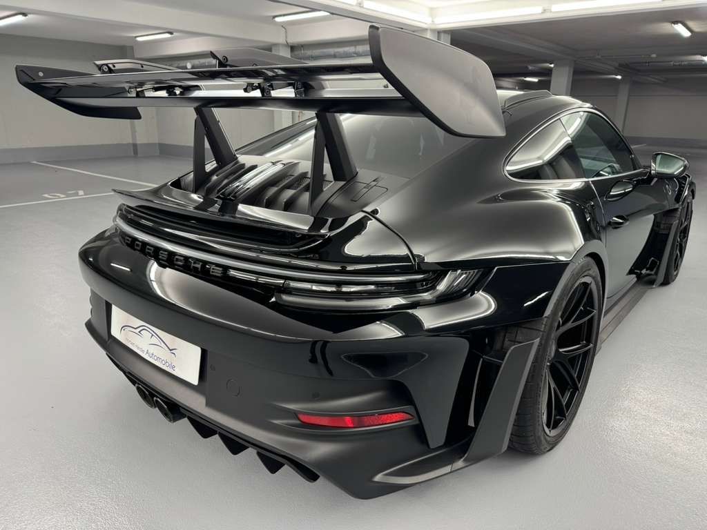 Porsche 992 2023