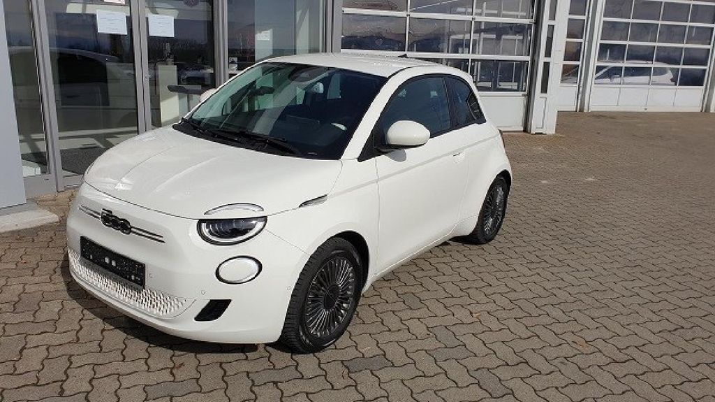 Fiat 500e 2023