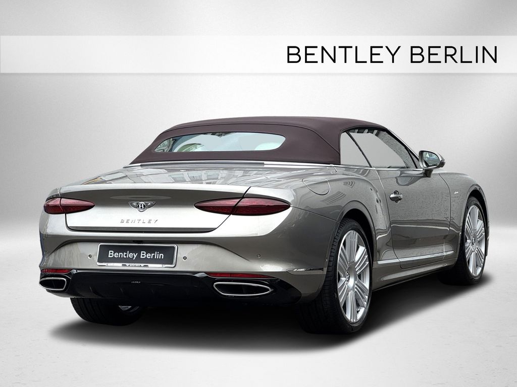 Bentley Continental GTC 2025