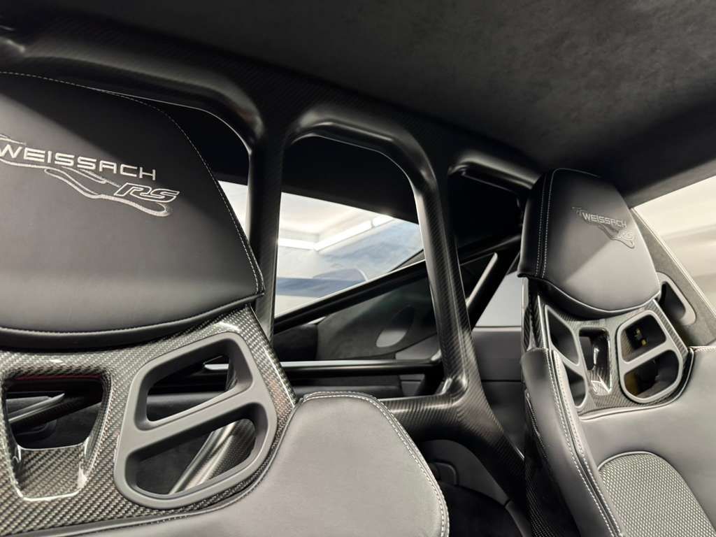 Porsche 992 2023