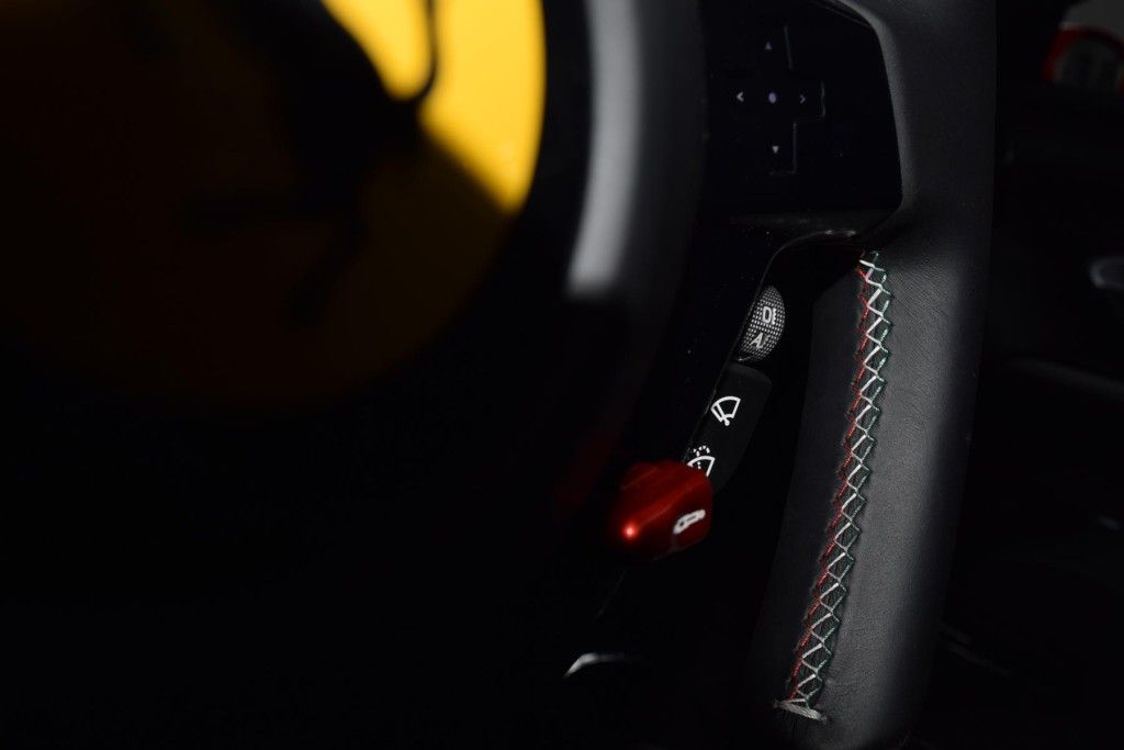 Ferrari 296 GTS 2025