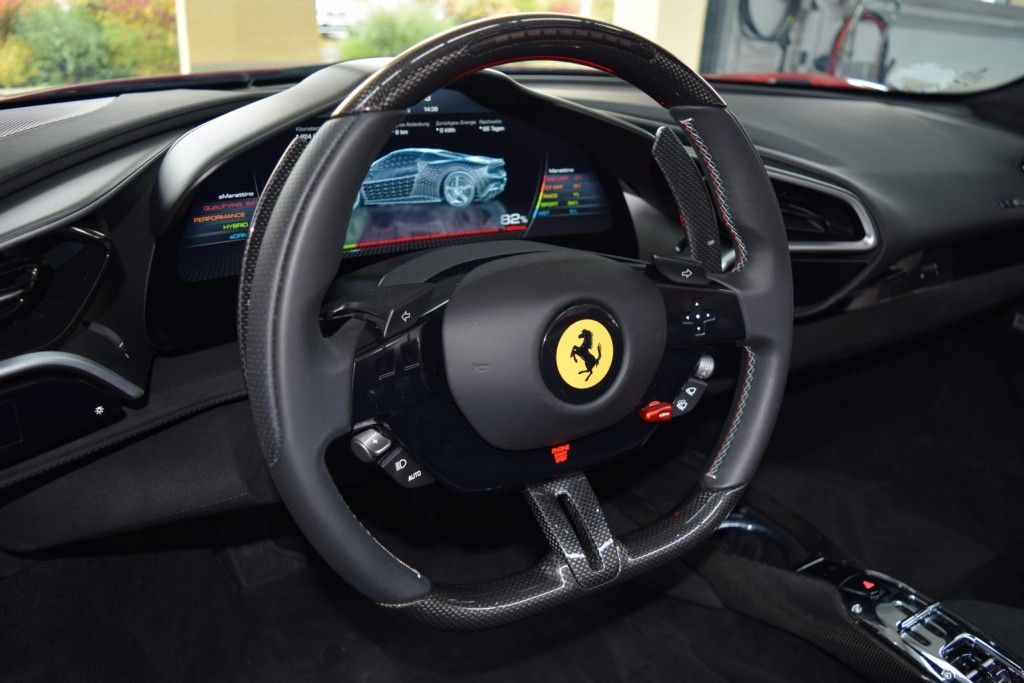 Ferrari 296 GTS 2025