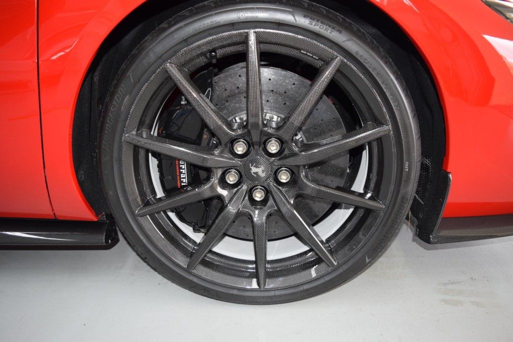 Ferrari 296 GTS 2025