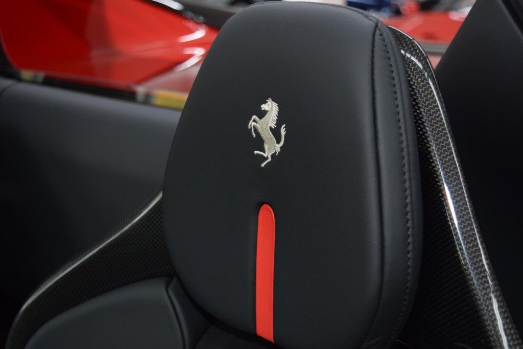 Ferrari 296 GTS 2025