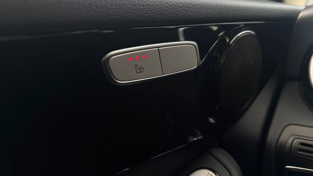 Mercedes-Benz GLC 300 2021