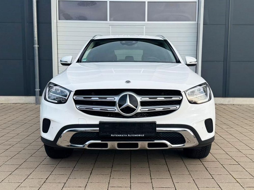 Mercedes-Benz GLC 300 2021