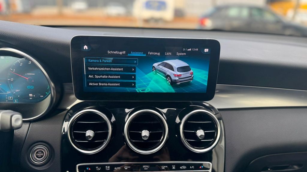 Mercedes-Benz GLC 300 2021