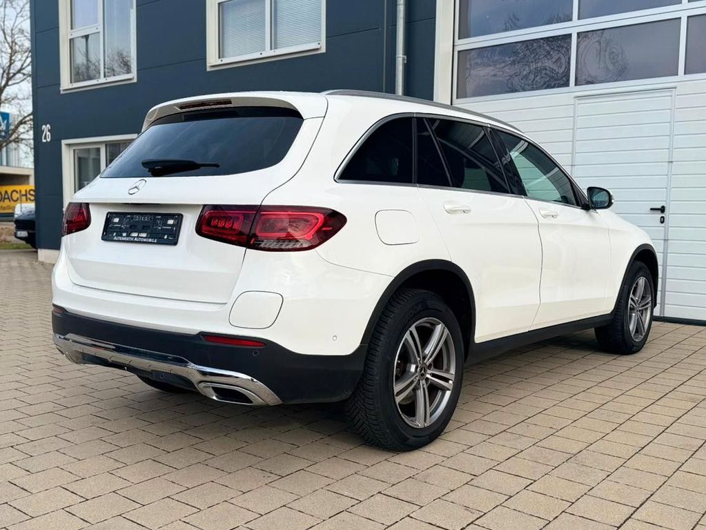 Mercedes-Benz GLC 300 2021