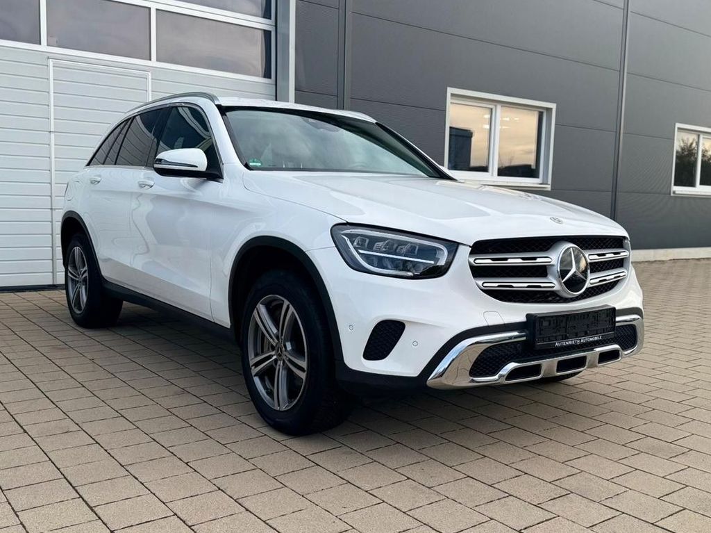 Mercedes-Benz GLC 300 2021