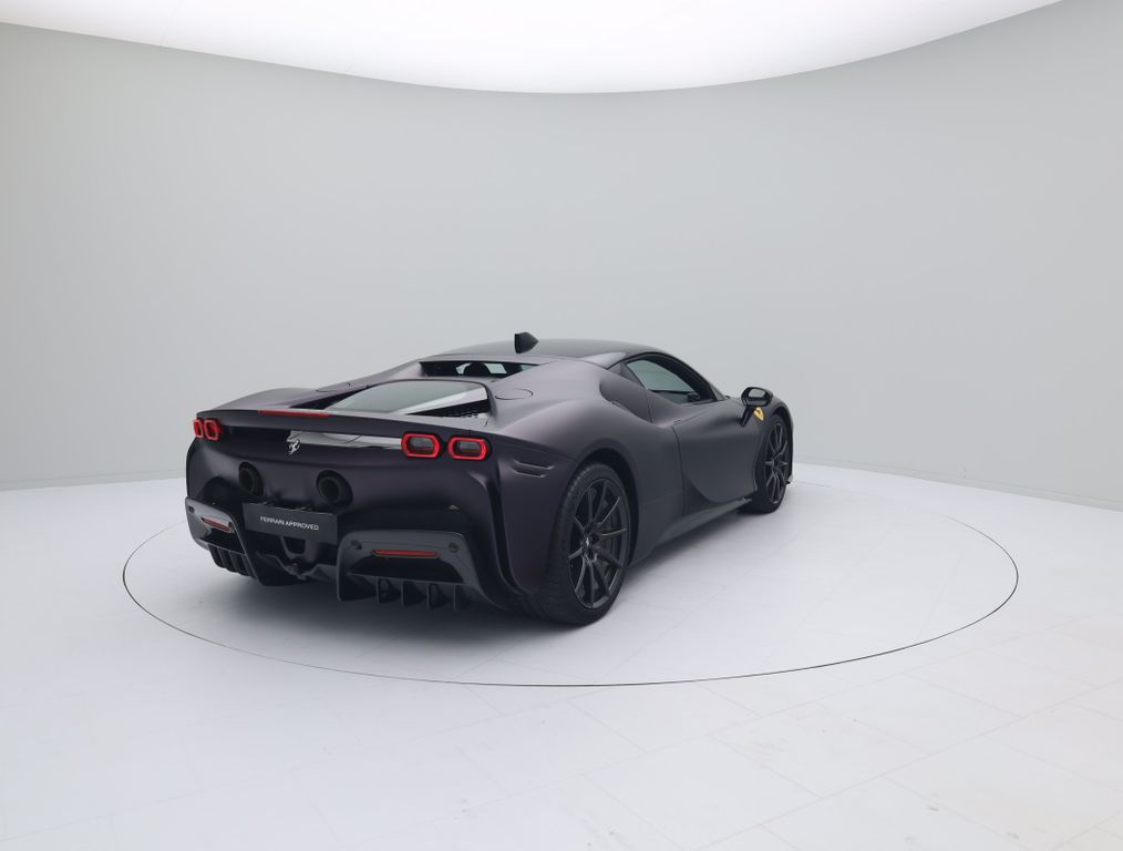 Ferrari SF90 2023