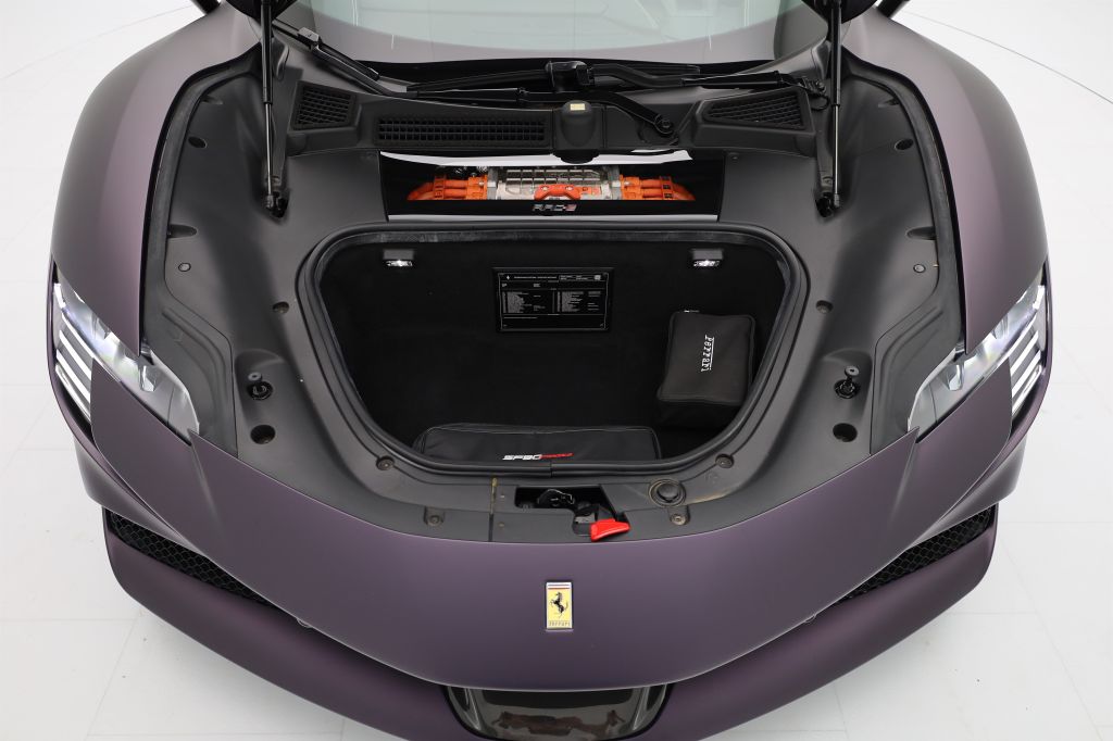 Ferrari SF90 2023