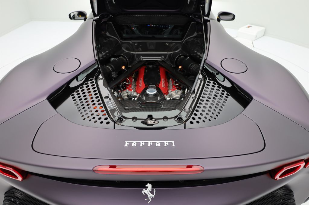 Ferrari SF90 2023