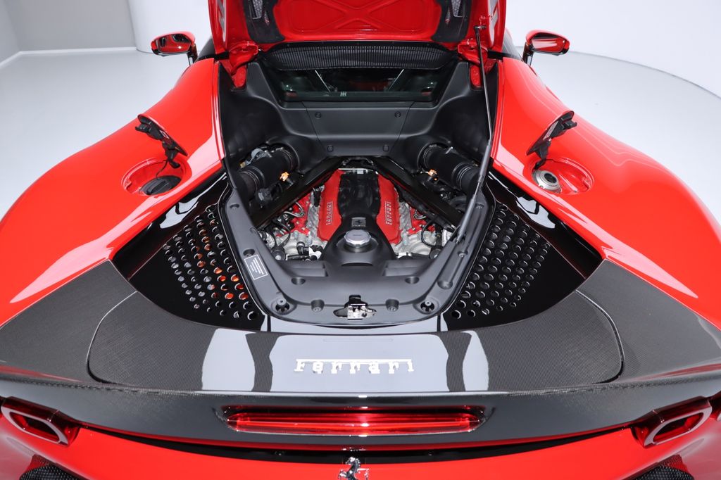 Ferrari SF90 2023
