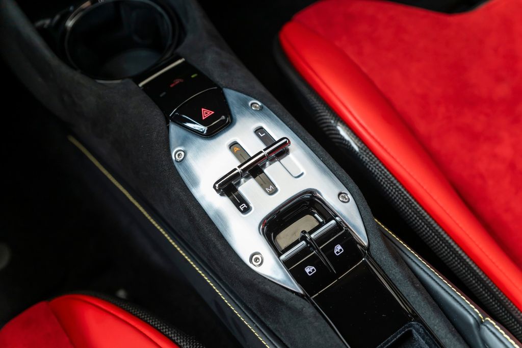 Ferrari SF90 2023