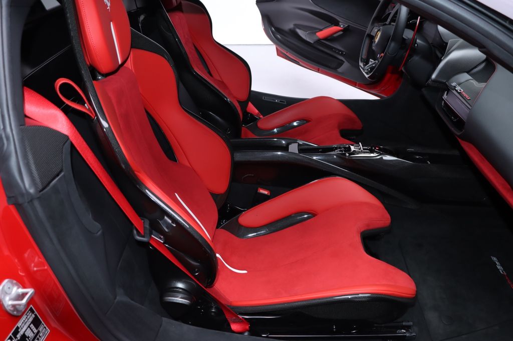 Ferrari SF90 2023