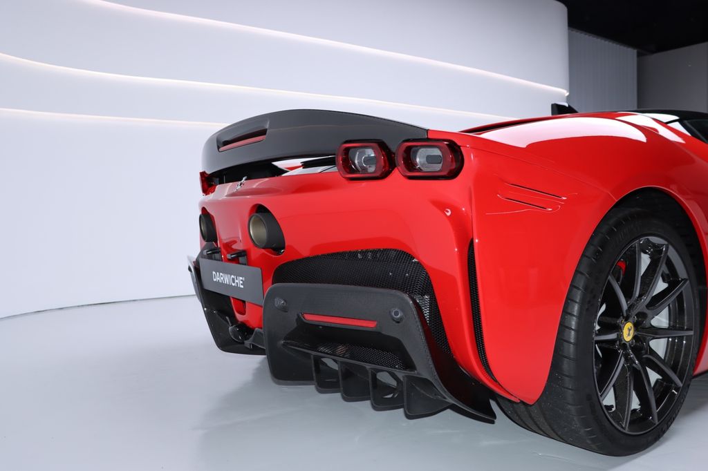 Ferrari SF90 2023