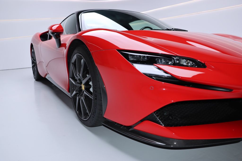 Ferrari SF90 2023