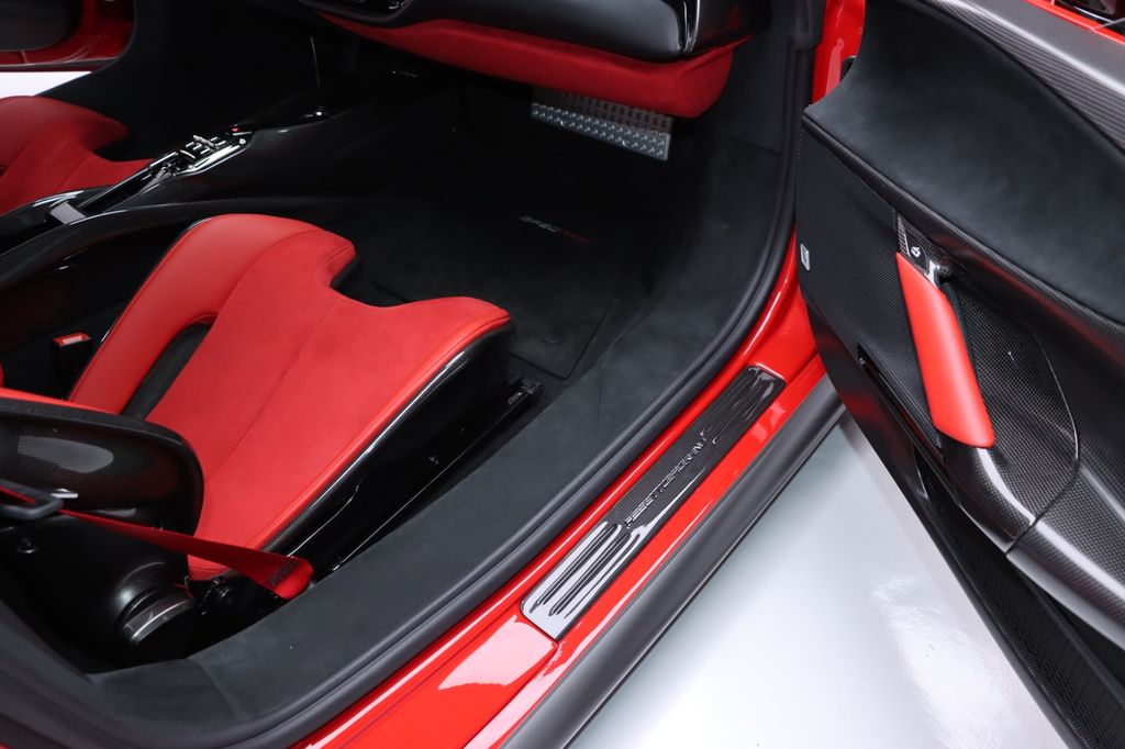 Ferrari SF90 2023