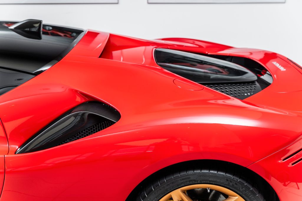 Ferrari SF90 2023