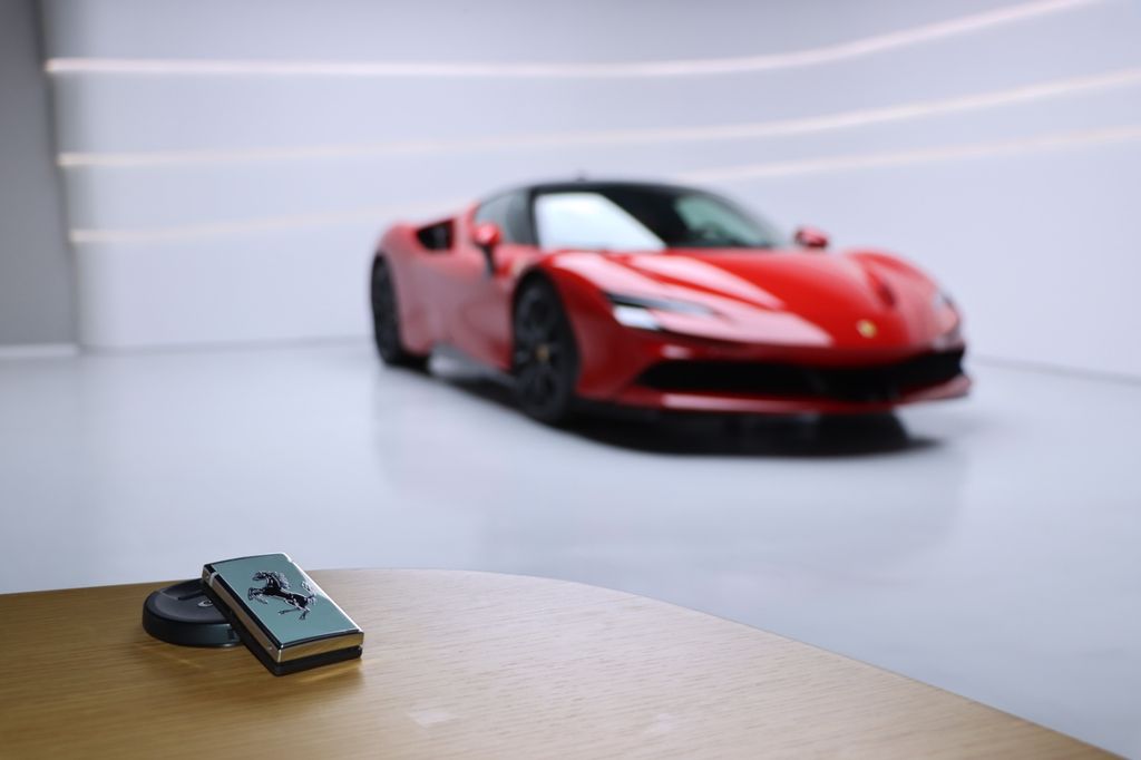 Ferrari SF90 2023