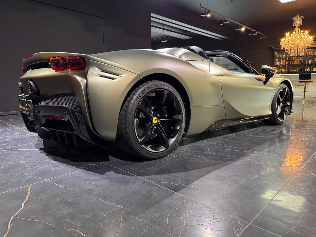 Ferrari SF90 2024