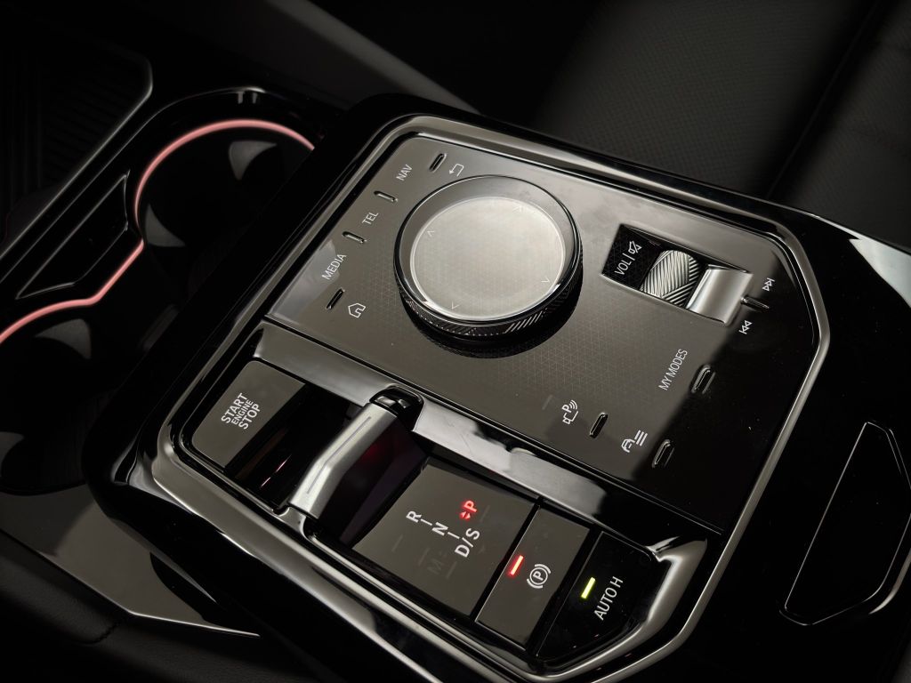 BMW 530 2025