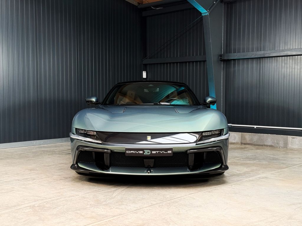 Ferrari 12Cilindri 2025