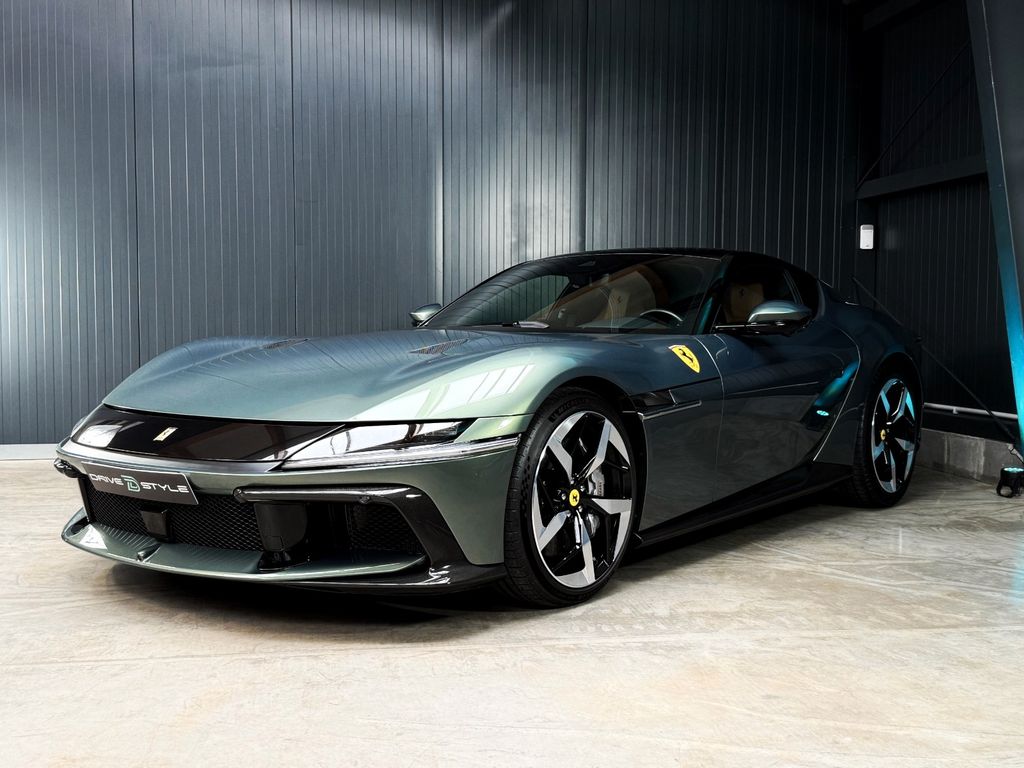 Ferrari 12Cilindri 2025