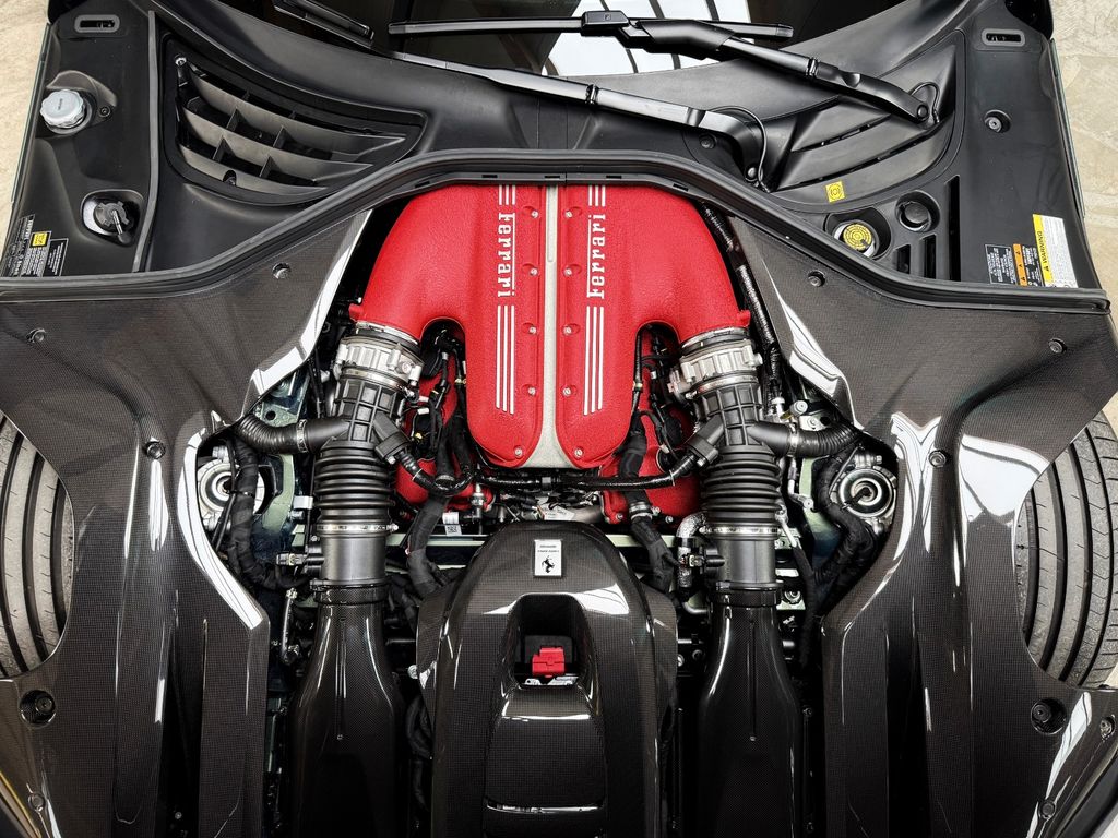 Ferrari 12Cilindri 2025