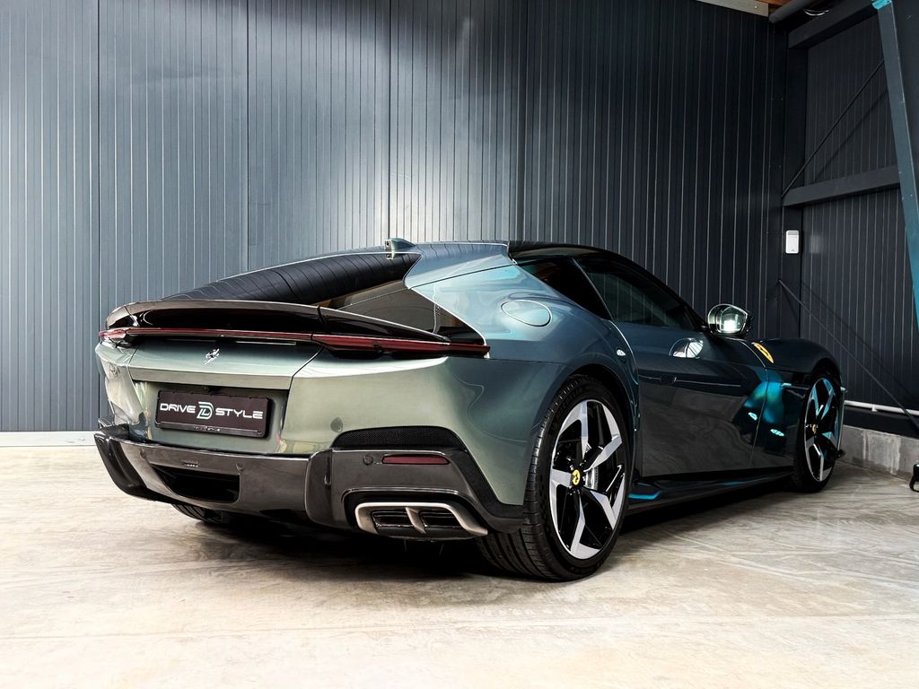 Ferrari 12Cilindri 2025