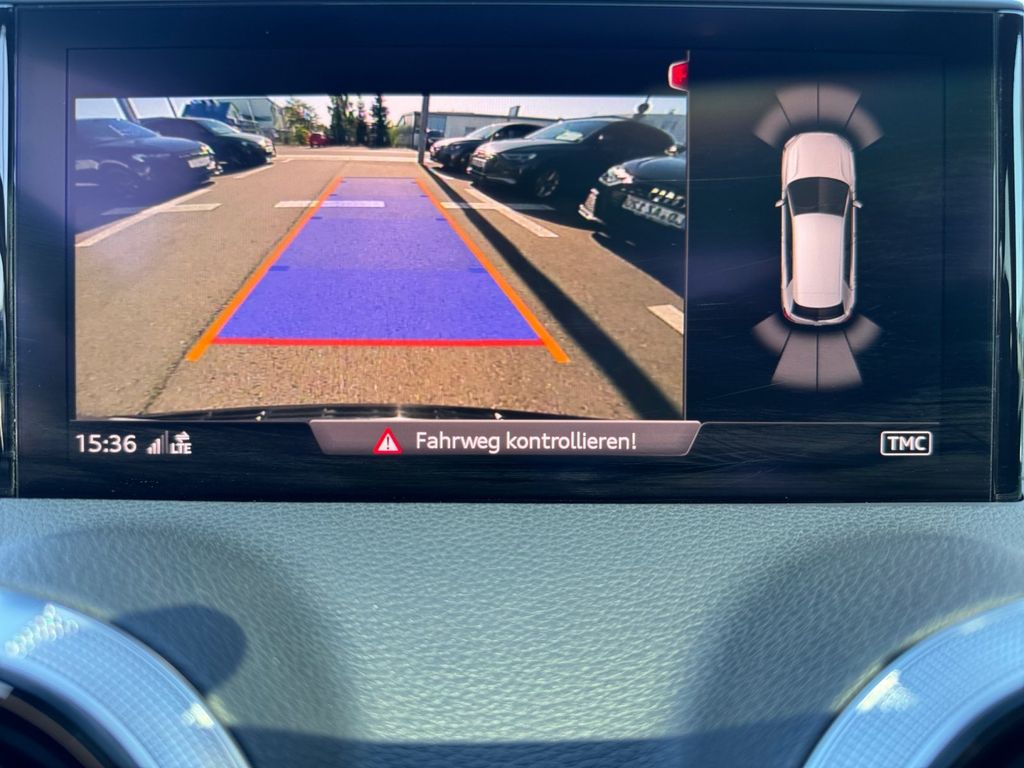 Audi SQ2 2022