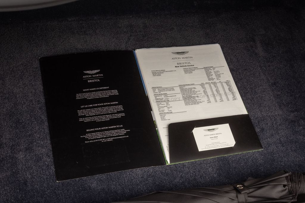 Aston Martin DBS 2019