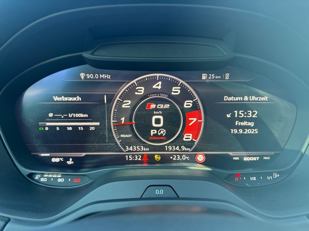 Audi SQ2 2022