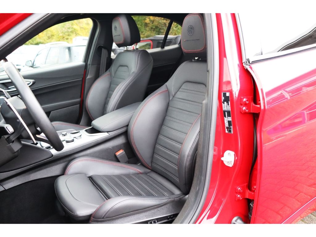 Alfa Romeo Giulia 2023