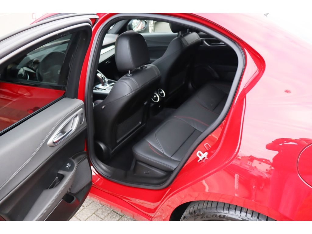 Alfa Romeo Giulia 2023