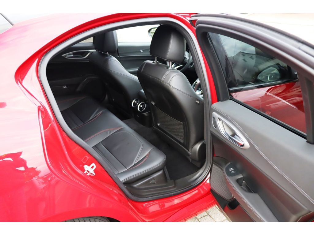 Alfa Romeo Giulia 2023